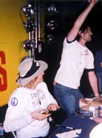 サービスサービス(笑)